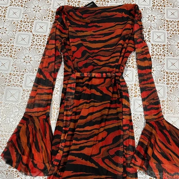 PrettyLittleThing Orange and Black Tiger Print Dress - Picture 5 of 5